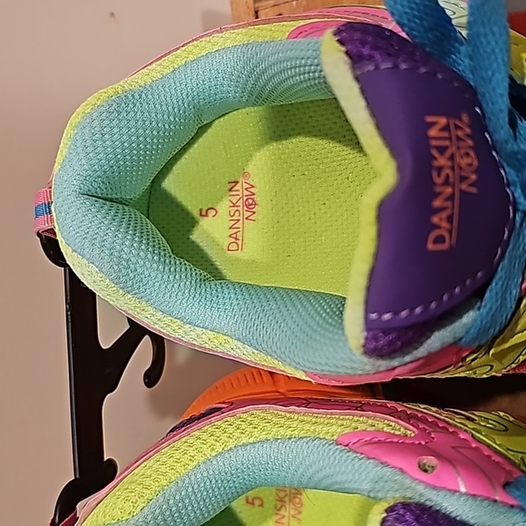 B Danskin Now womens 5 Neon Fashion Sneakers Shoes Pink Purple 80s 90s Vibe NWT - Picture 3 of 11